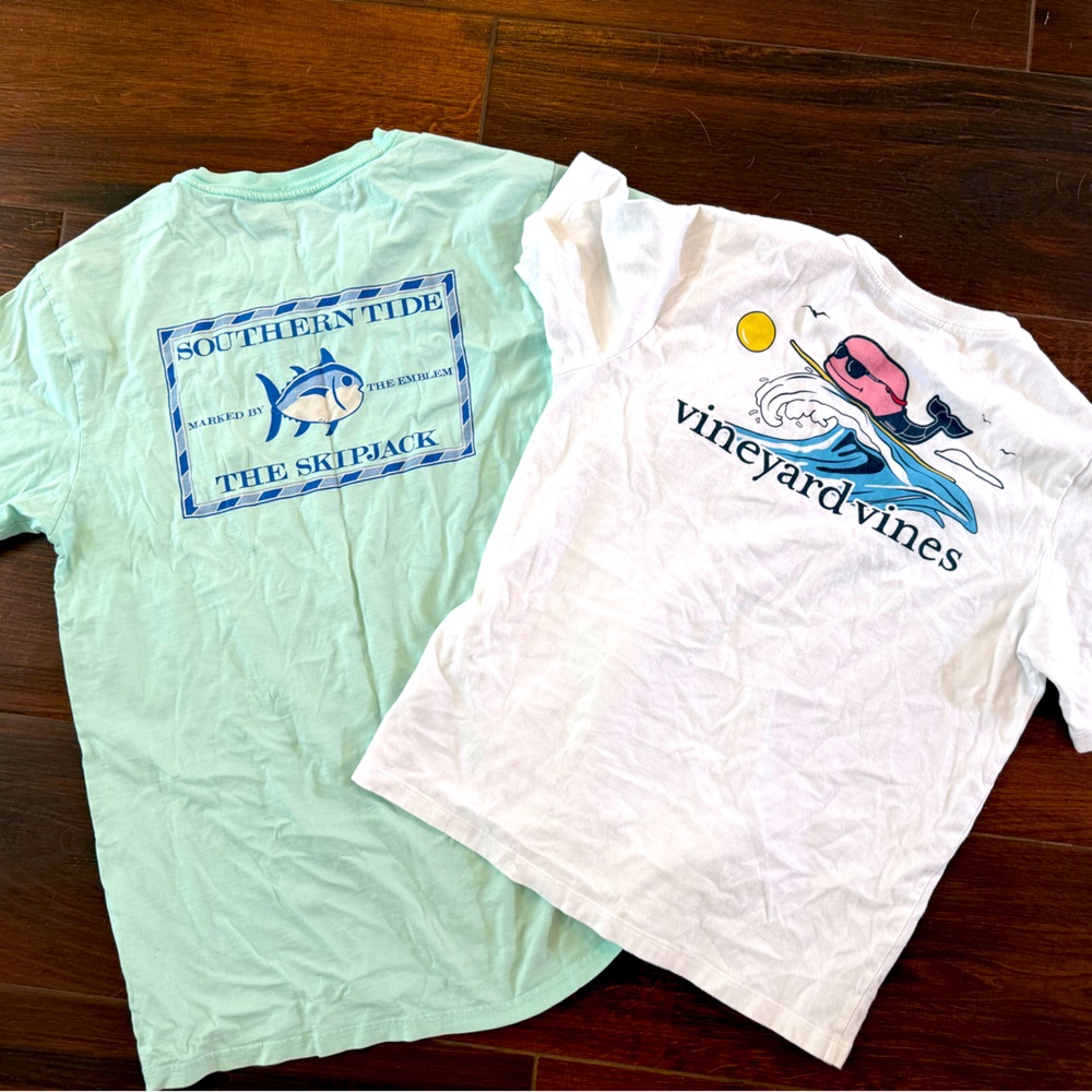 Set of two shirts - Vineyard Vines & Southern Tide 🐠